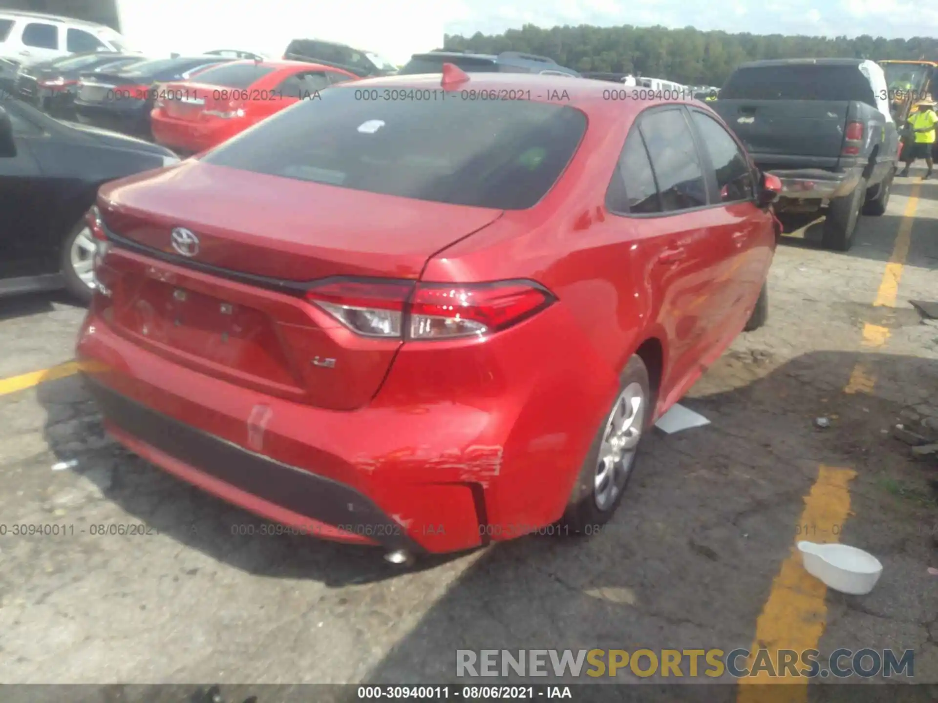 4 Photograph of a damaged car 5YFEPRAE1LP032966 TOYOTA COROLLA 2020