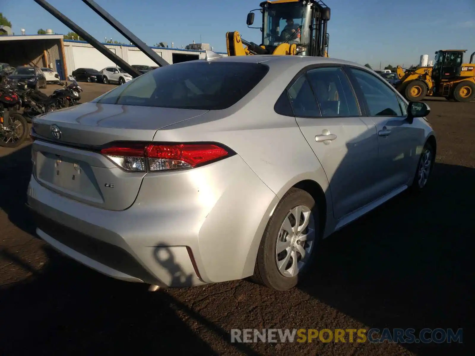 4 Photograph of a damaged car 5YFEPRAE1LP033809 TOYOTA COROLLA 2020