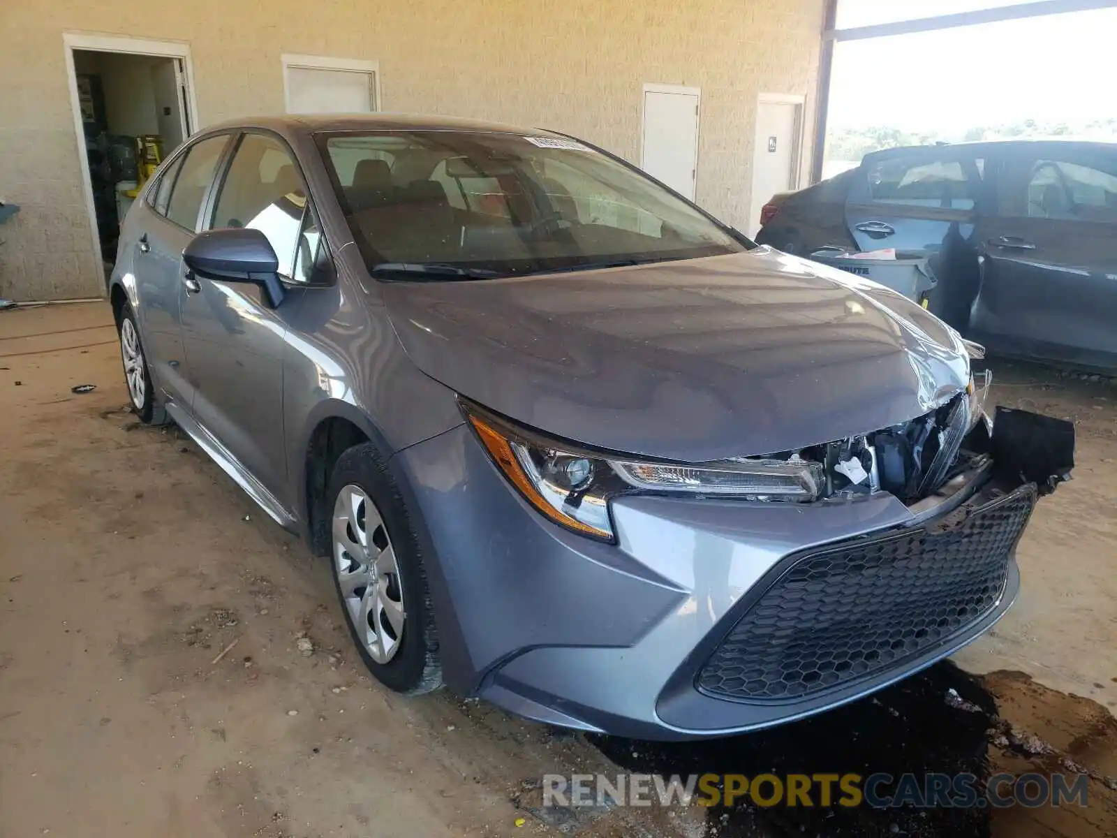 1 Photograph of a damaged car 5YFEPRAE1LP035351 TOYOTA COROLLA 2020