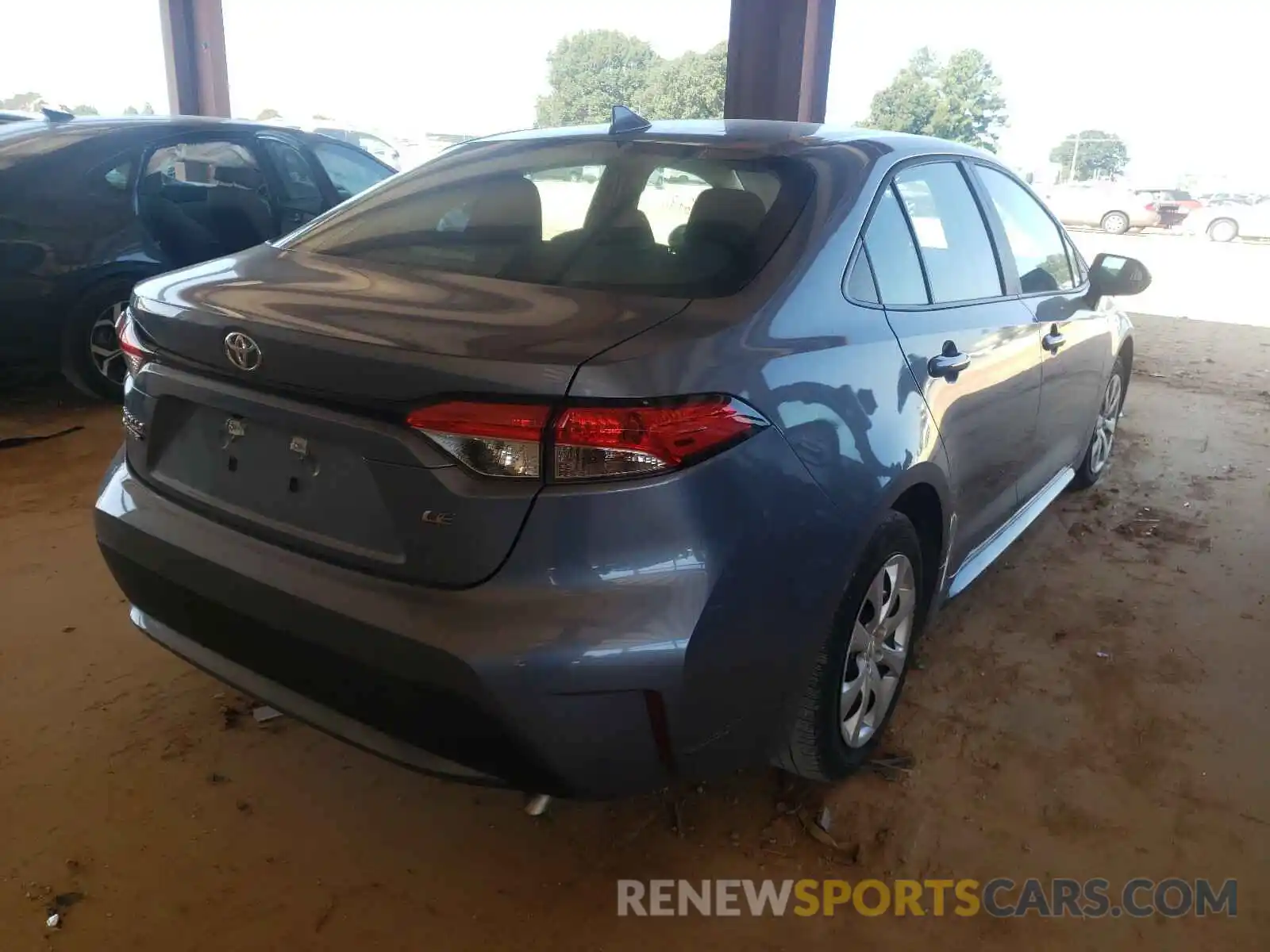 4 Photograph of a damaged car 5YFEPRAE1LP035351 TOYOTA COROLLA 2020