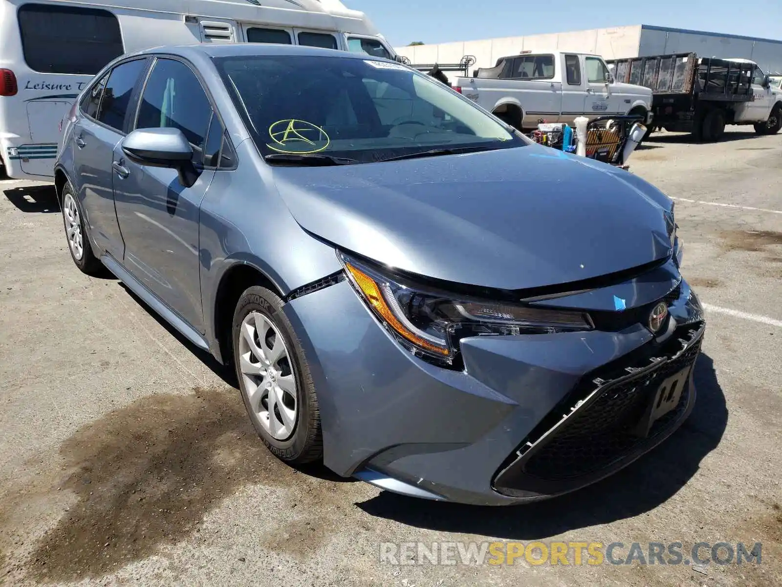 1 Photograph of a damaged car 5YFEPRAE1LP039920 TOYOTA COROLLA 2020