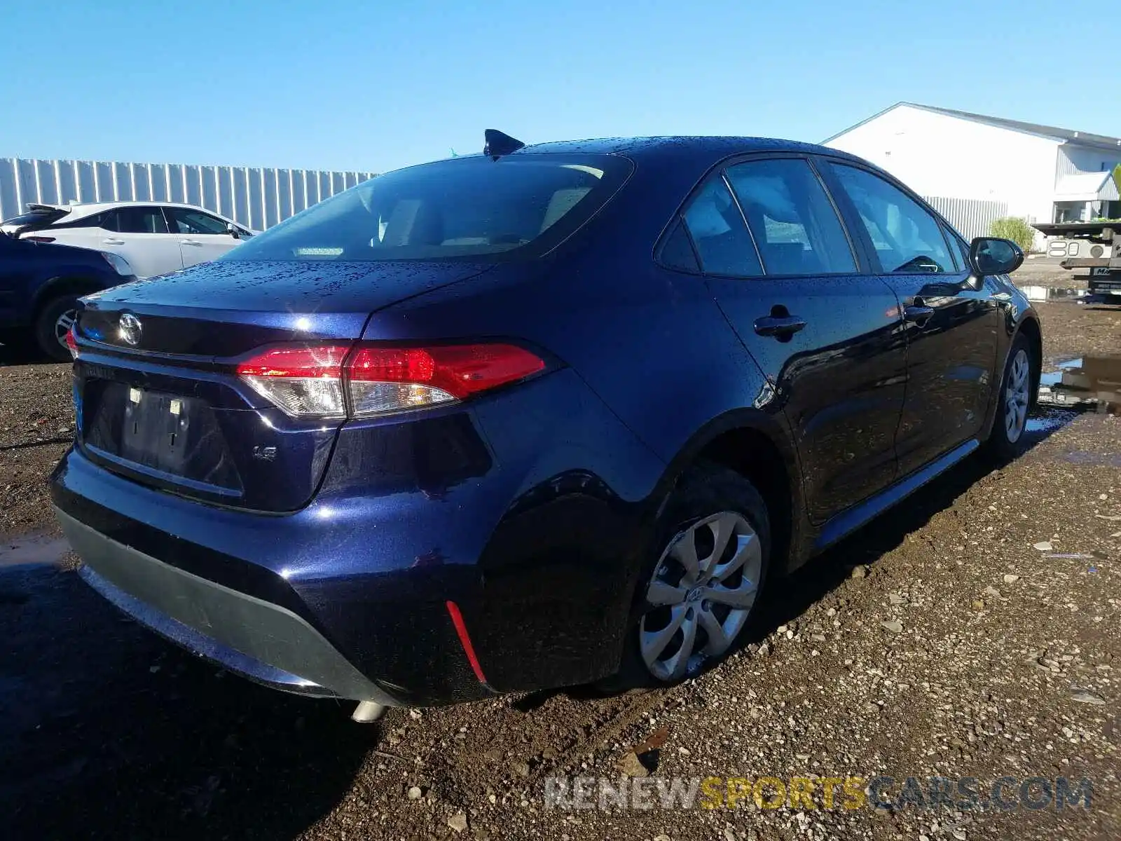 4 Photograph of a damaged car 5YFEPRAE1LP040033 TOYOTA COROLLA 2020