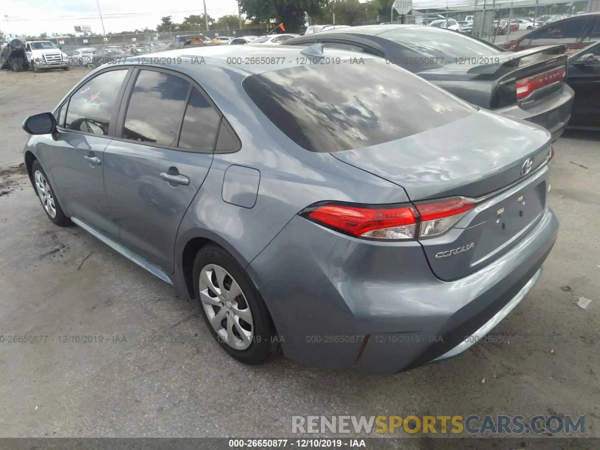 3 Photograph of a damaged car 5YFEPRAE1LP042302 TOYOTA COROLLA 2020