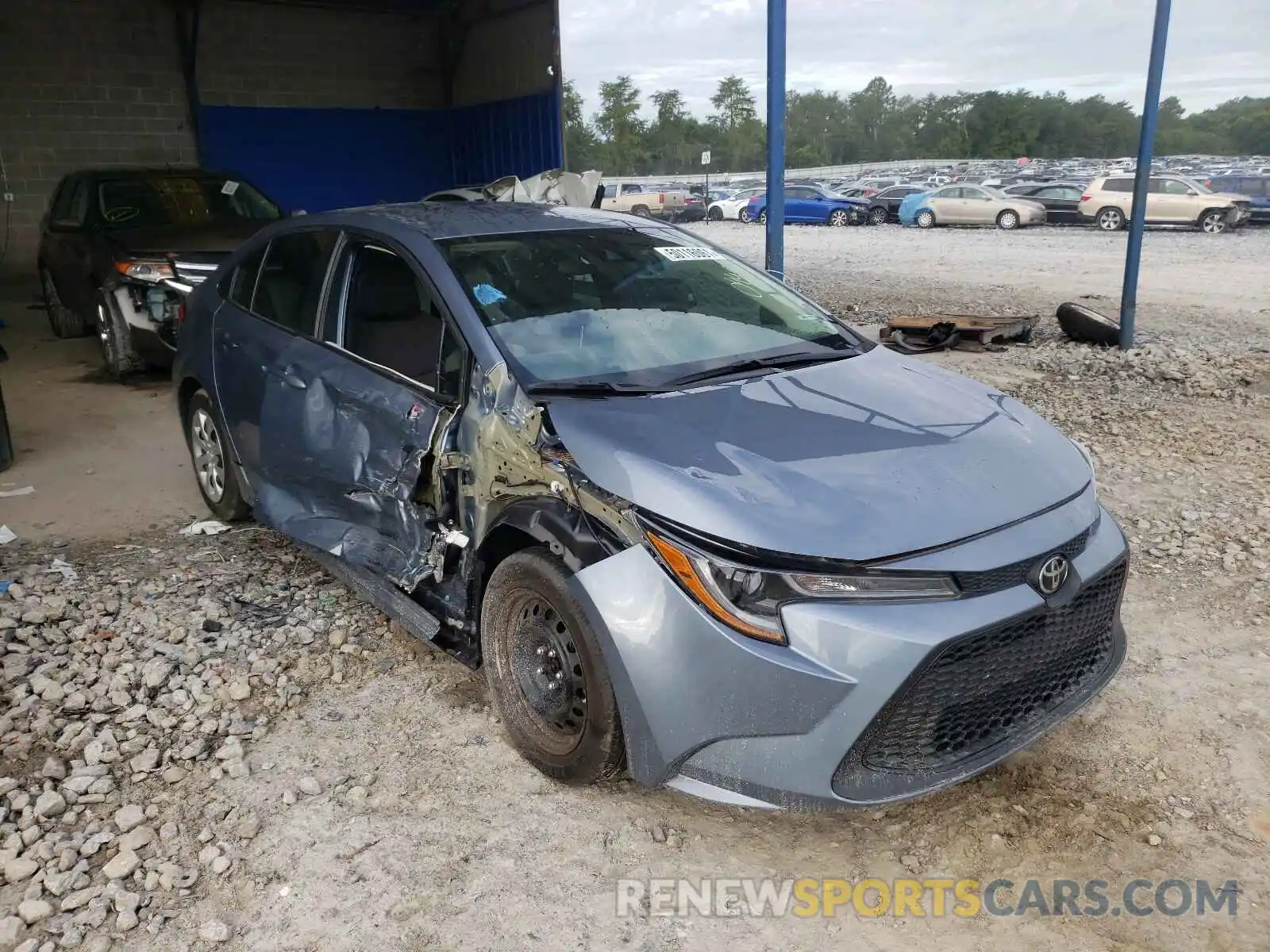 1 Photograph of a damaged car 5YFEPRAE1LP044096 TOYOTA COROLLA 2020