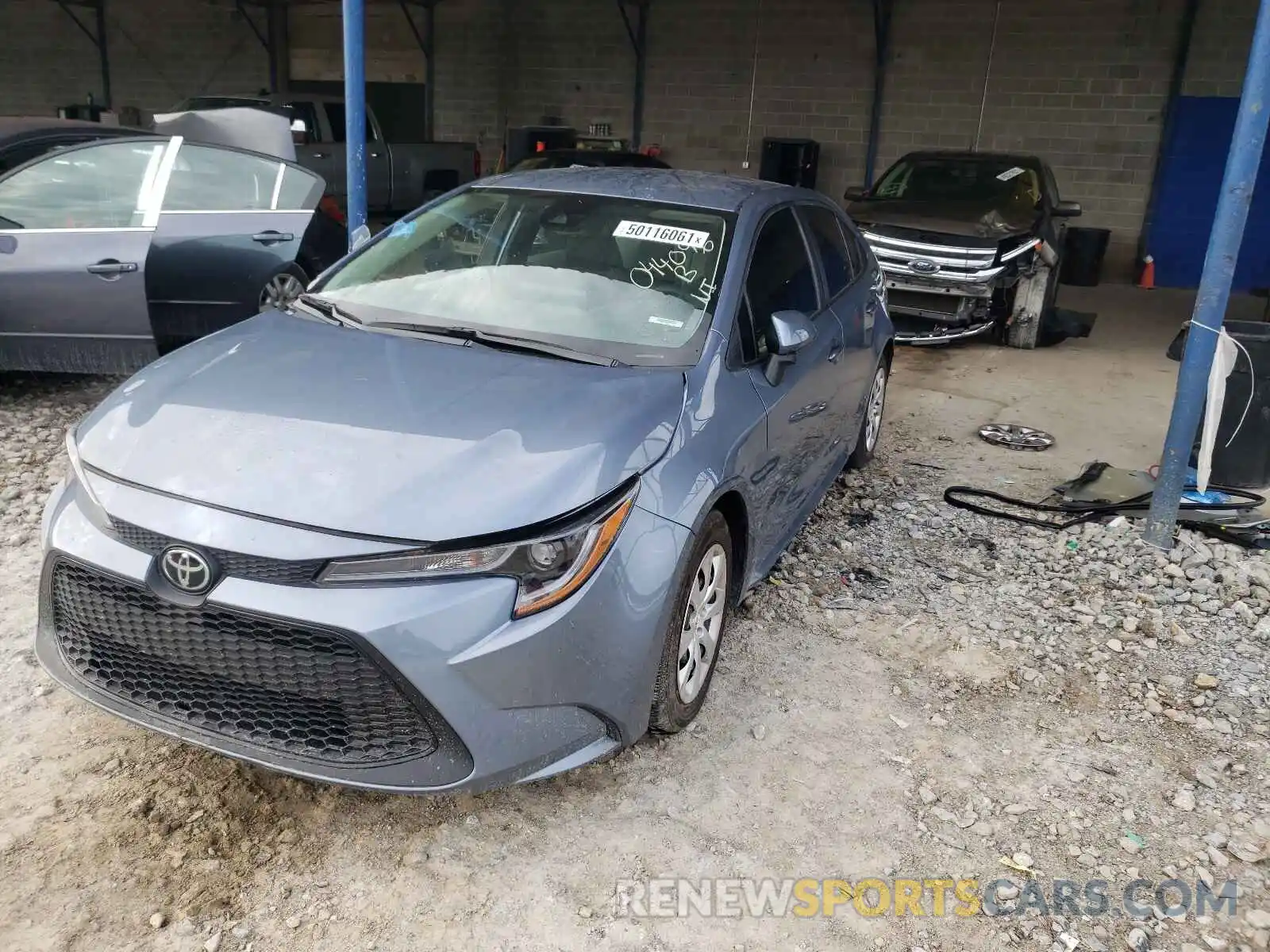 2 Photograph of a damaged car 5YFEPRAE1LP044096 TOYOTA COROLLA 2020