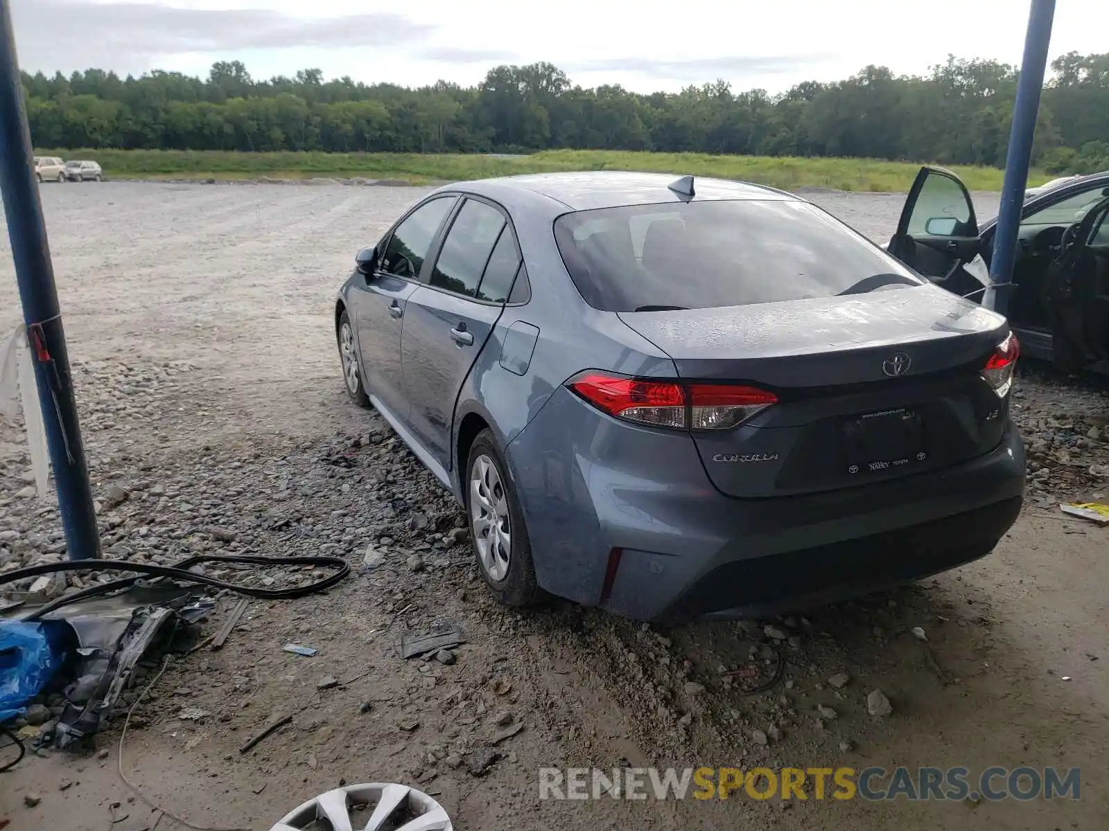 3 Photograph of a damaged car 5YFEPRAE1LP044096 TOYOTA COROLLA 2020