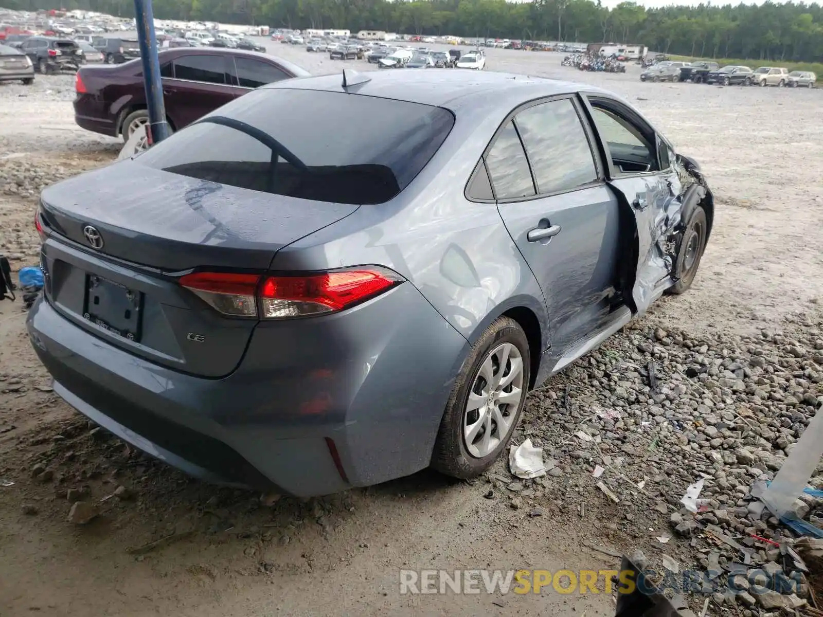 4 Photograph of a damaged car 5YFEPRAE1LP044096 TOYOTA COROLLA 2020