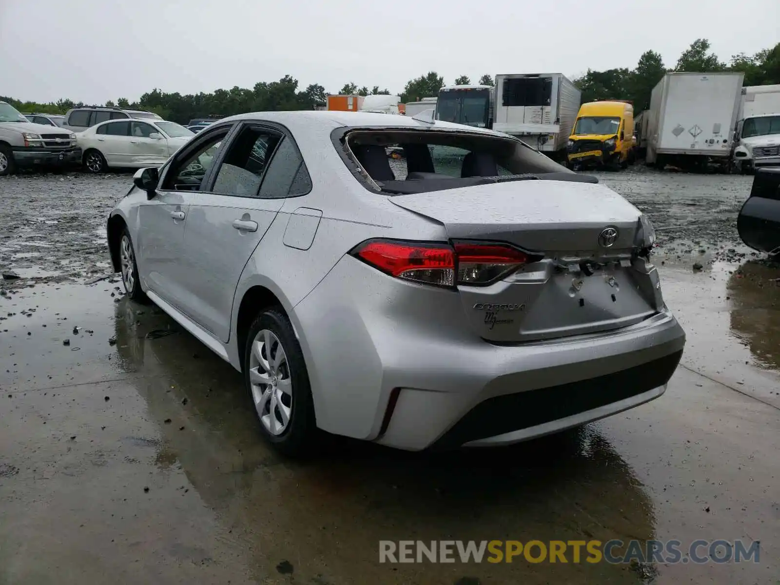 3 Photograph of a damaged car 5YFEPRAE1LP045846 TOYOTA COROLLA 2020