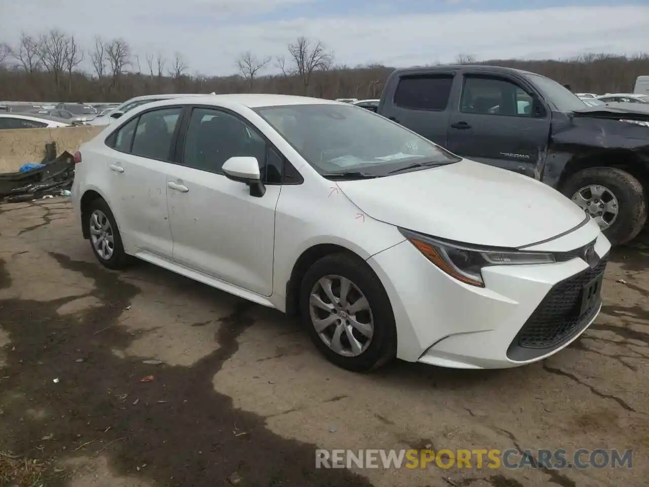 4 Photograph of a damaged car 5YFEPRAE1LP049671 TOYOTA COROLLA 2020