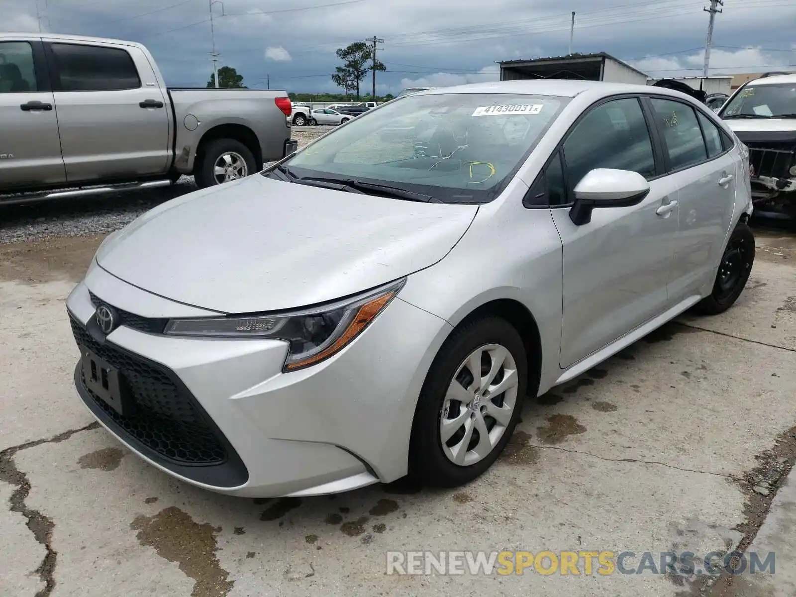 2 Photograph of a damaged car 5YFEPRAE1LP052277 TOYOTA COROLLA 2020