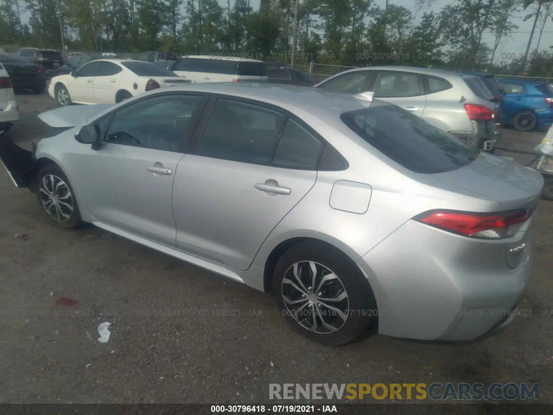 3 Photograph of a damaged car 5YFEPRAE1LP055535 TOYOTA COROLLA 2020