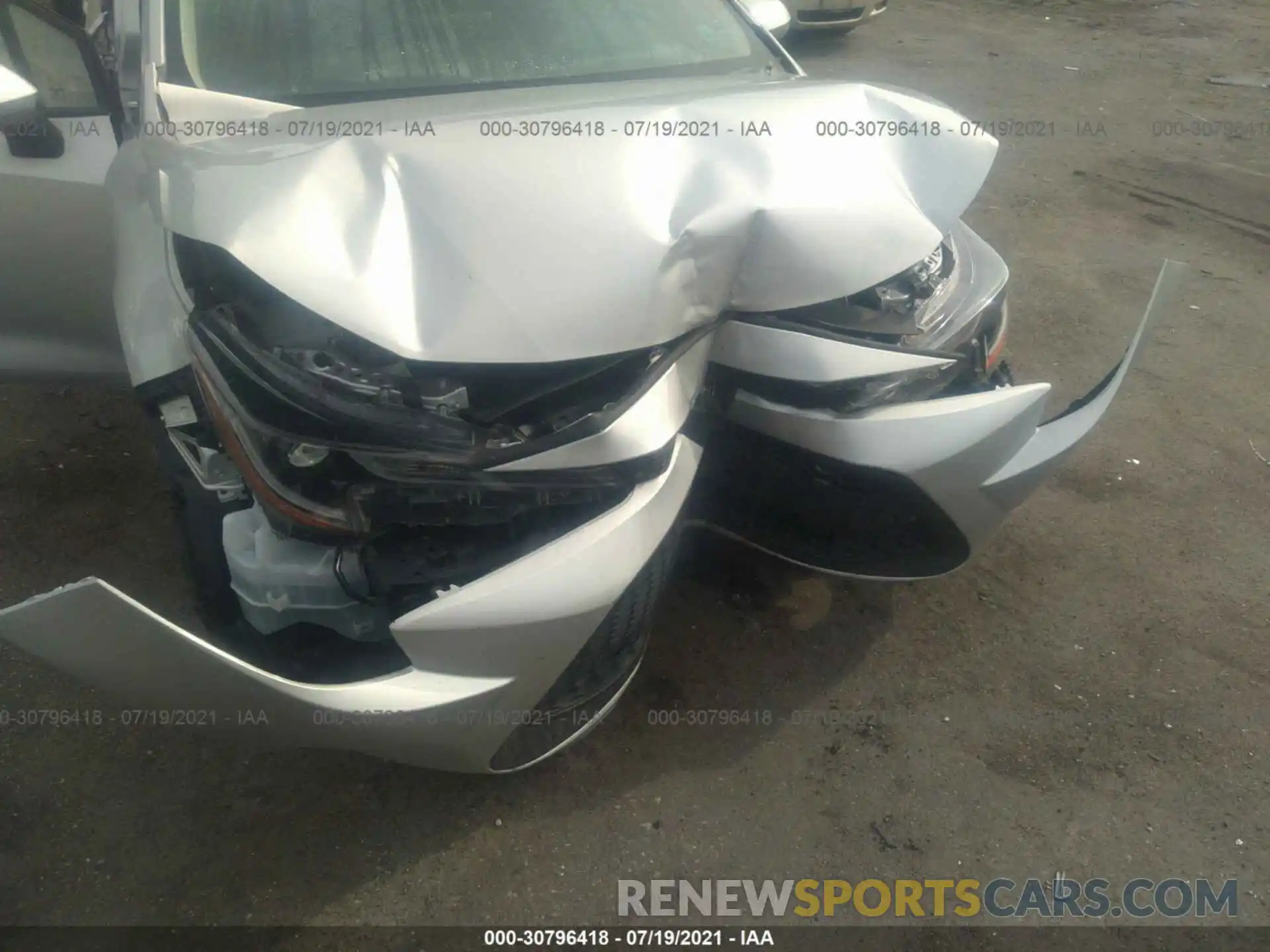 6 Photograph of a damaged car 5YFEPRAE1LP055535 TOYOTA COROLLA 2020