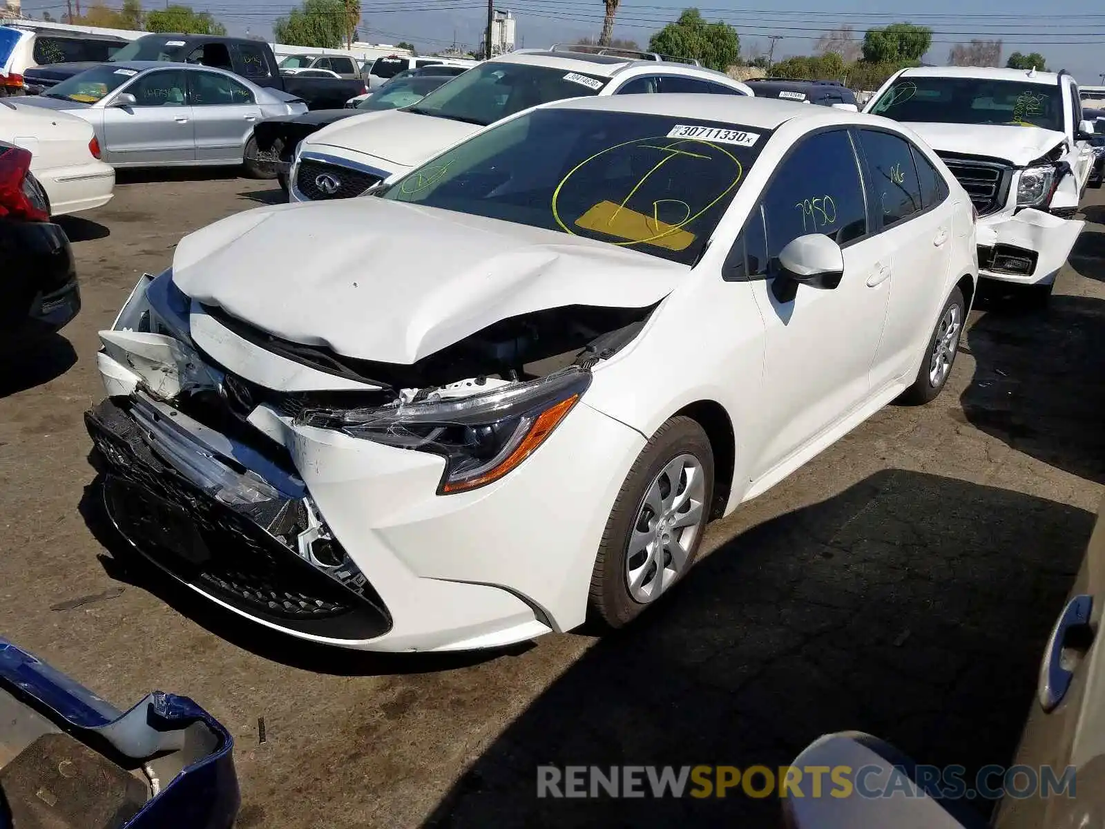 2 Photograph of a damaged car 5YFEPRAE1LP055597 TOYOTA COROLLA 2020