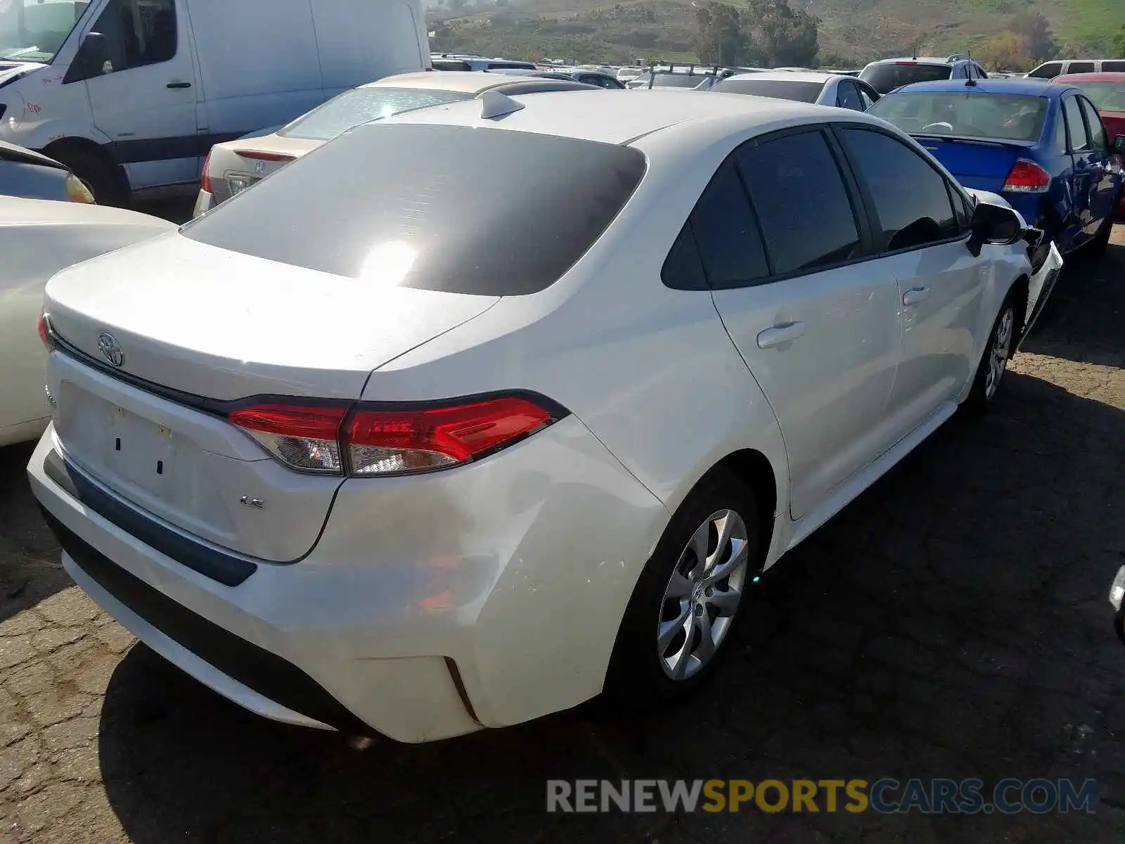 4 Photograph of a damaged car 5YFEPRAE1LP055597 TOYOTA COROLLA 2020