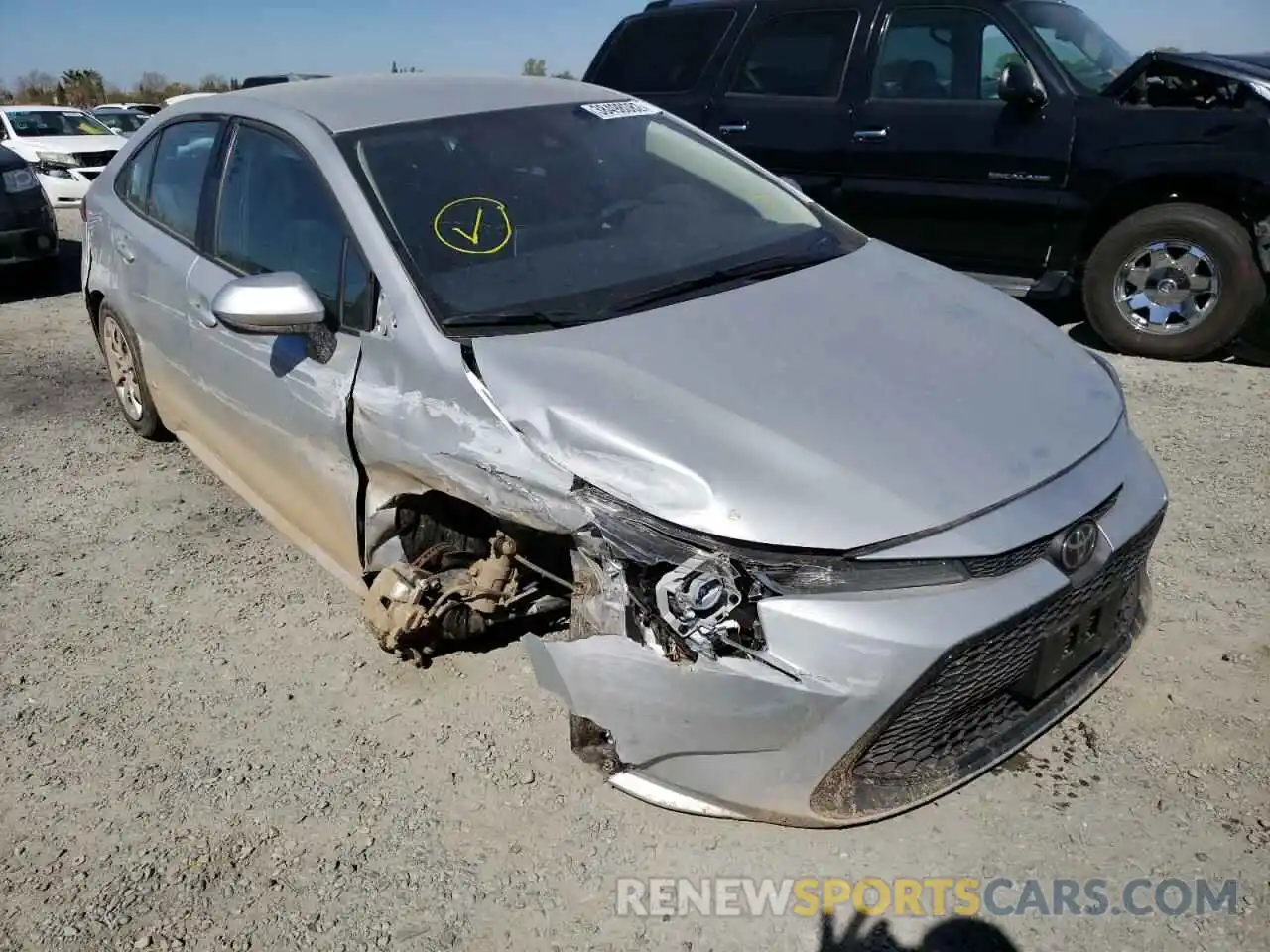 1 Photograph of a damaged car 5YFEPRAE1LP056863 TOYOTA COROLLA 2020