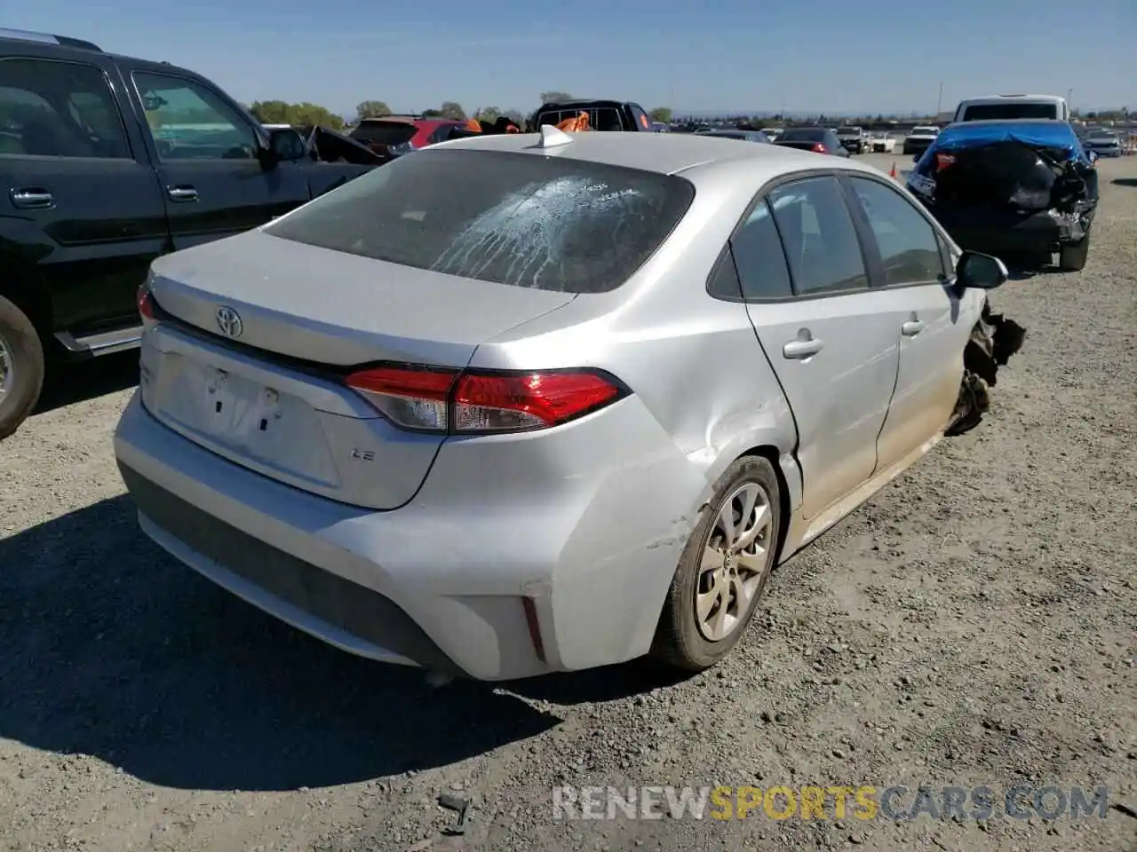 4 Photograph of a damaged car 5YFEPRAE1LP056863 TOYOTA COROLLA 2020