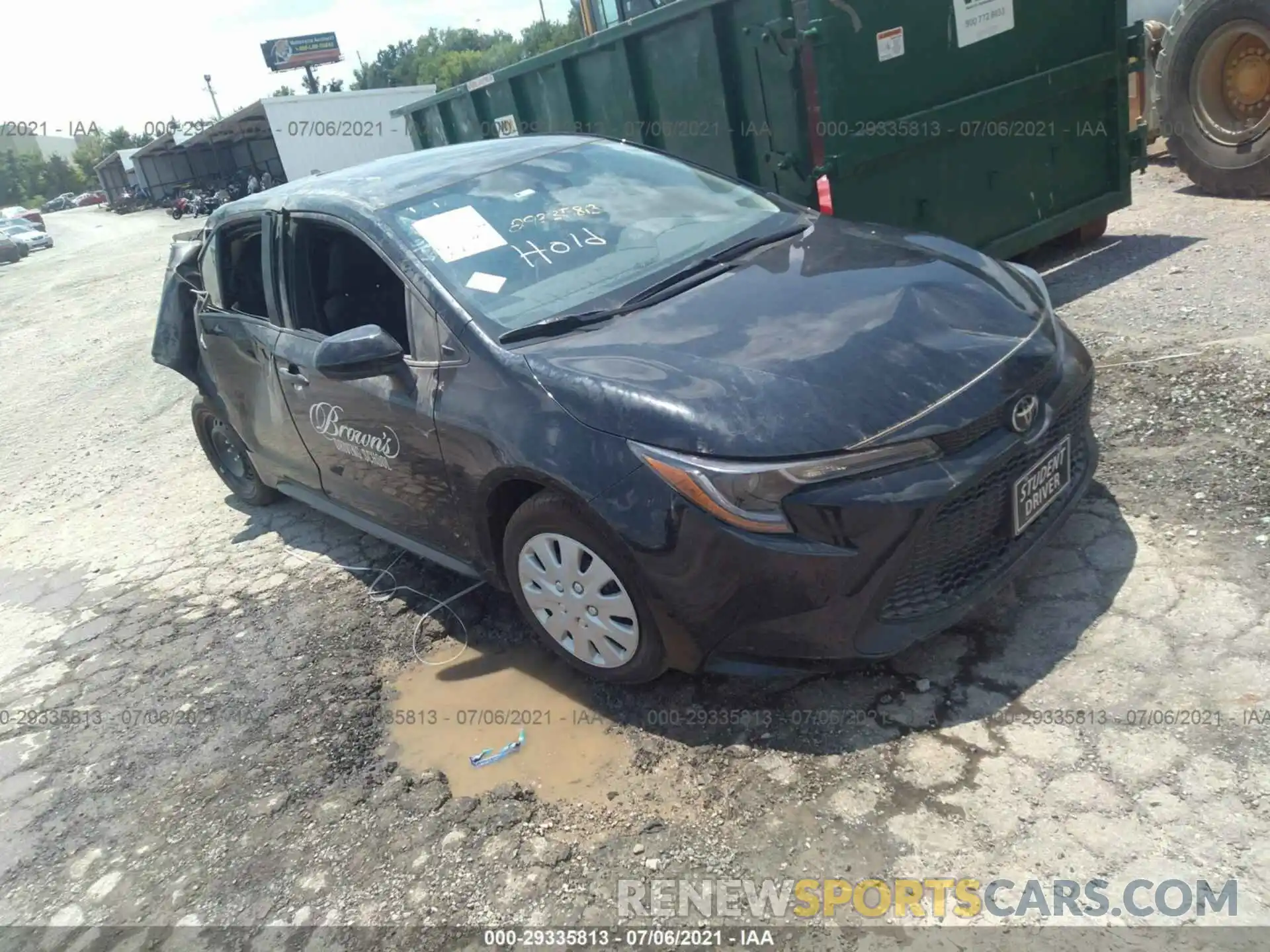 1 Photograph of a damaged car 5YFEPRAE1LP057494 TOYOTA COROLLA 2020