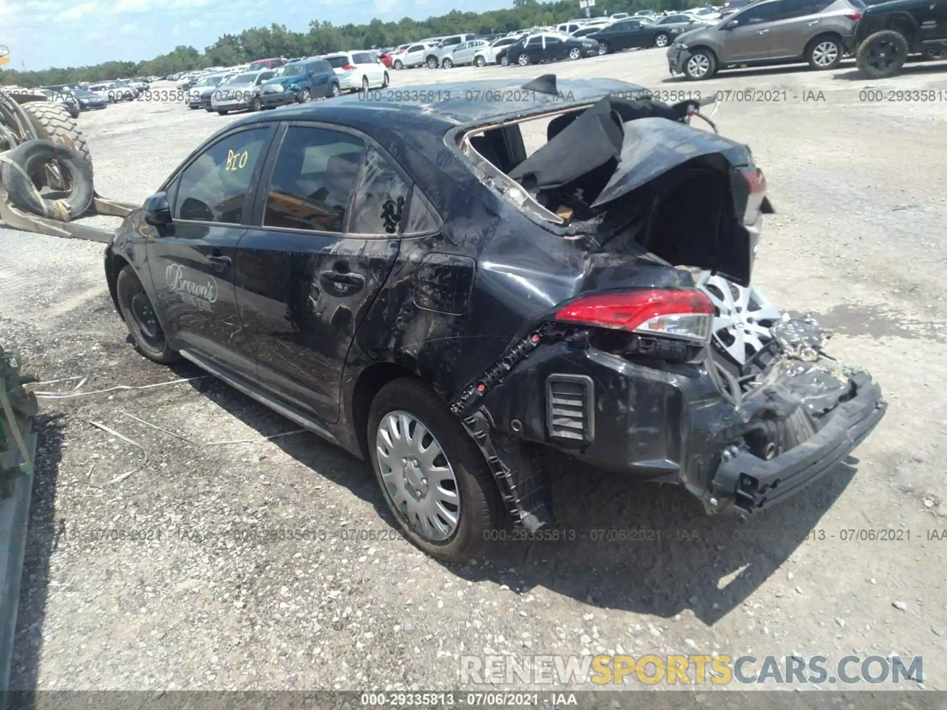 3 Photograph of a damaged car 5YFEPRAE1LP057494 TOYOTA COROLLA 2020