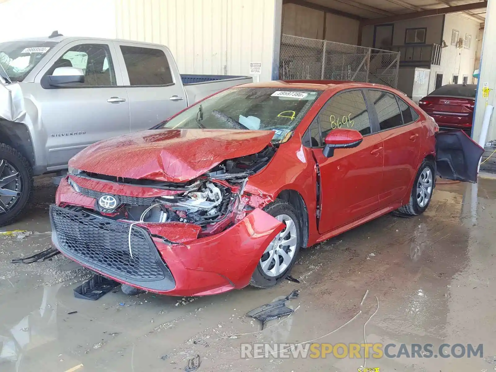 2 Photograph of a damaged car 5YFEPRAE1LP058631 TOYOTA COROLLA 2020