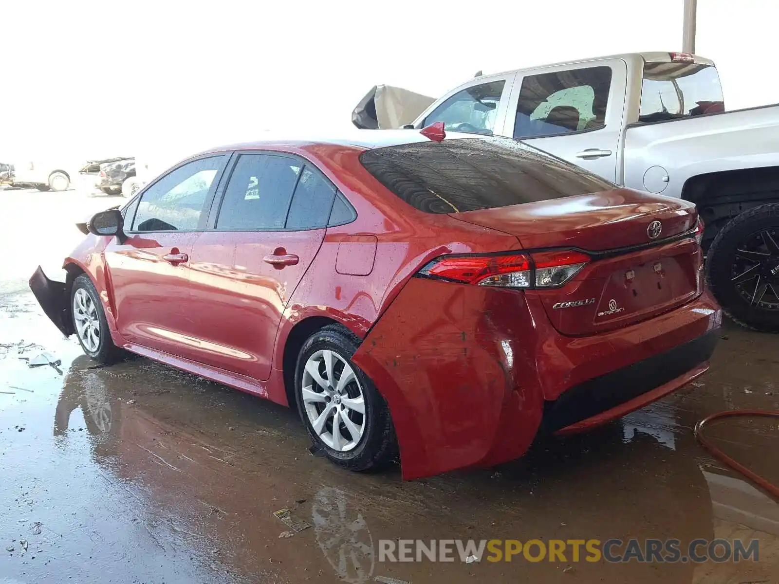 3 Photograph of a damaged car 5YFEPRAE1LP058631 TOYOTA COROLLA 2020