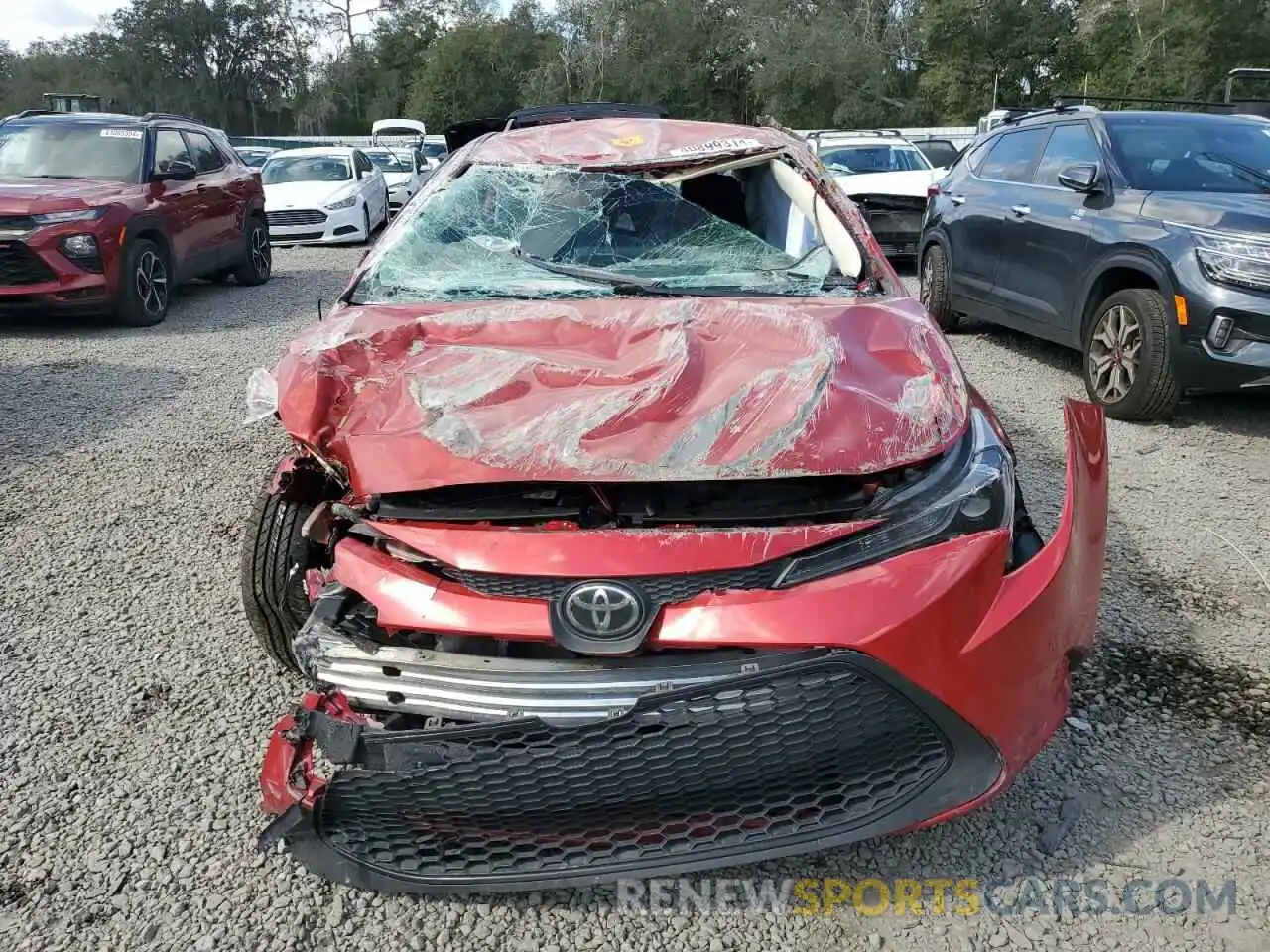 5 Photograph of a damaged car 5YFEPRAE1LP058645 TOYOTA COROLLA 2020