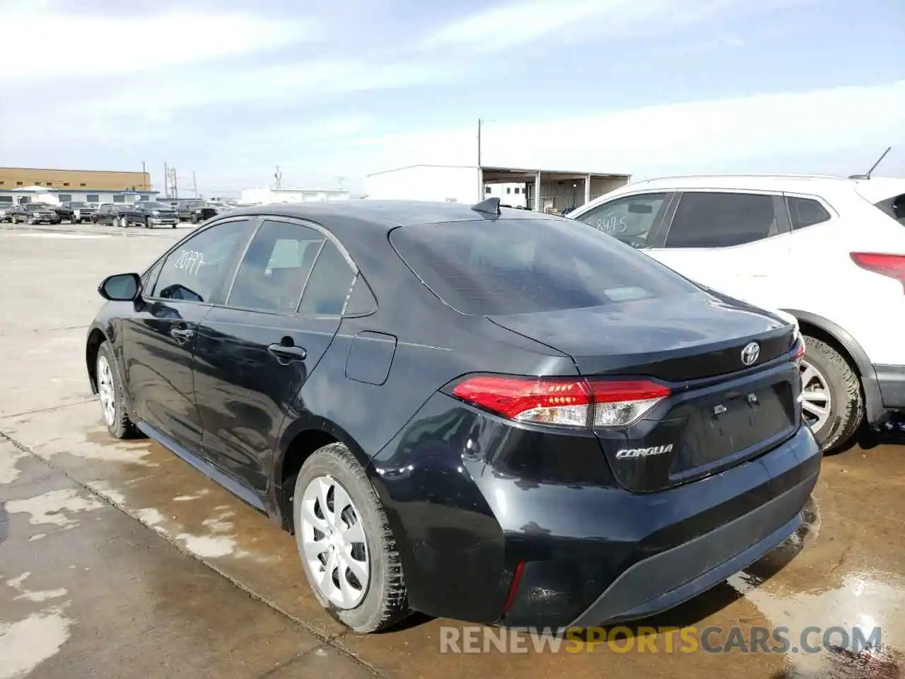 3 Photograph of a damaged car 5YFEPRAE1LP058712 TOYOTA COROLLA 2020