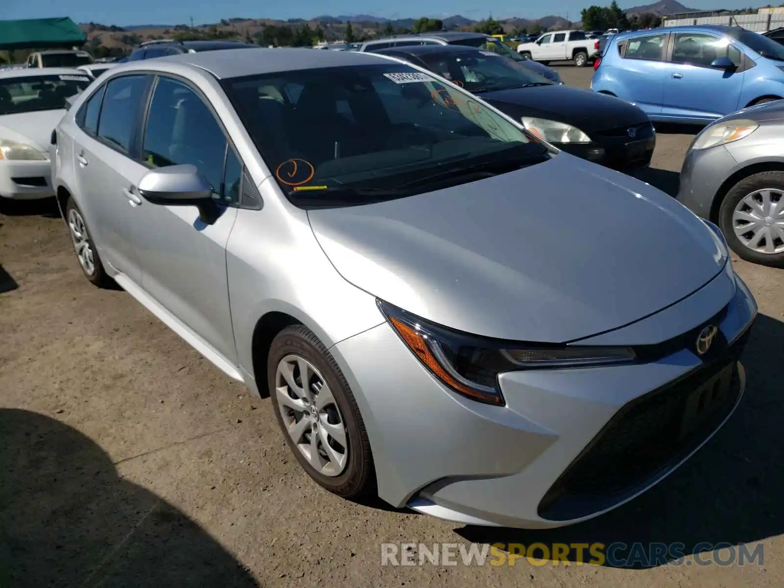 1 Photograph of a damaged car 5YFEPRAE1LP058869 TOYOTA COROLLA 2020