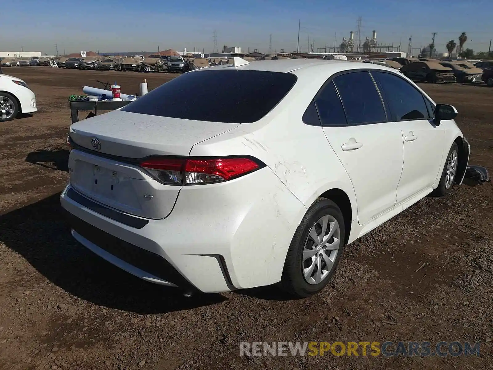 4 Photograph of a damaged car 5YFEPRAE1LP059049 TOYOTA COROLLA 2020