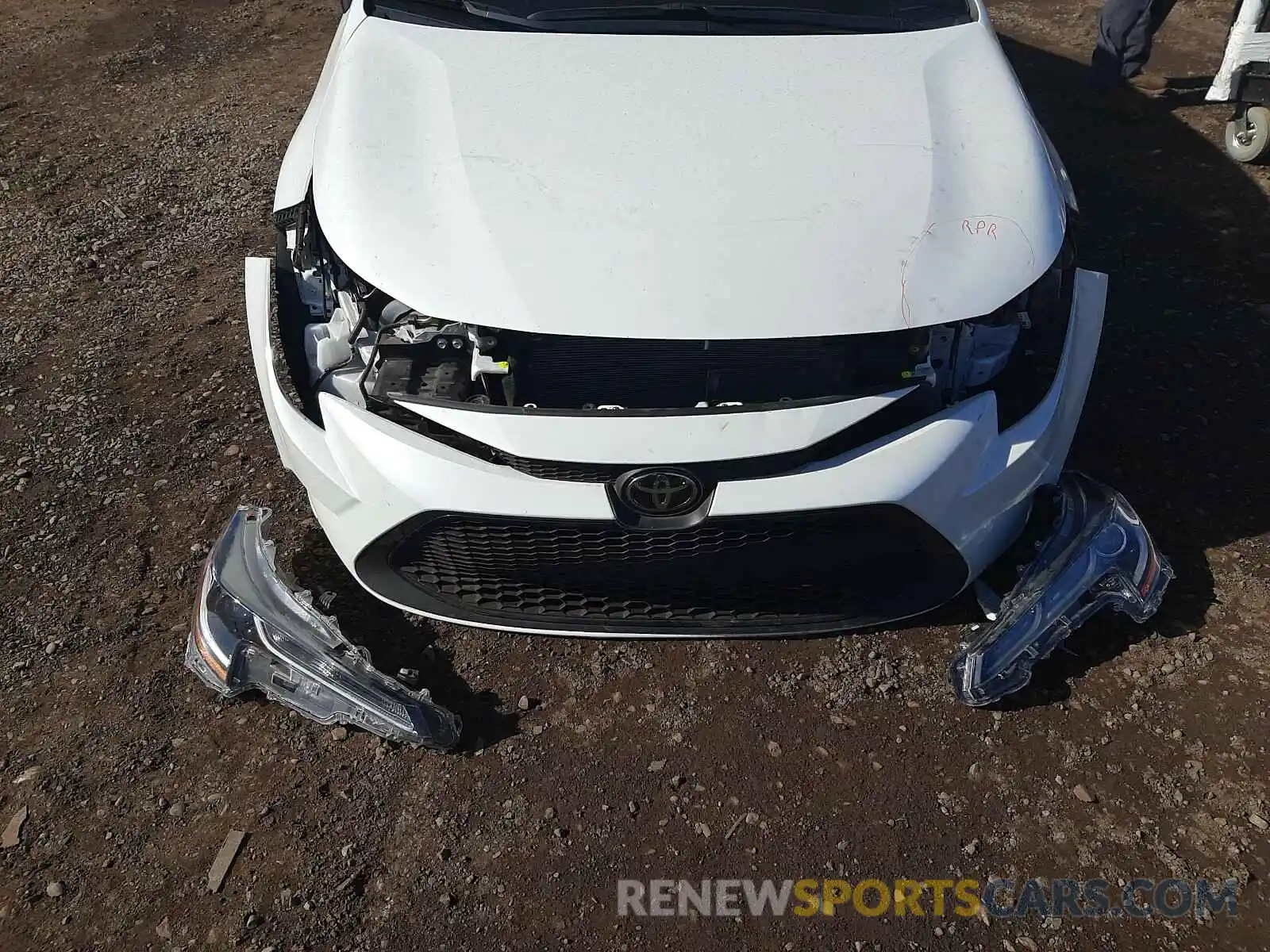 9 Photograph of a damaged car 5YFEPRAE1LP059049 TOYOTA COROLLA 2020