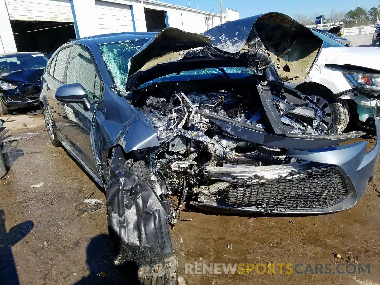 1 Photograph of a damaged car 5YFEPRAE1LP060069 TOYOTA COROLLA 2020