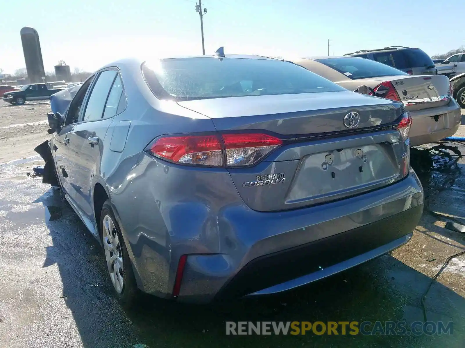 3 Photograph of a damaged car 5YFEPRAE1LP060069 TOYOTA COROLLA 2020