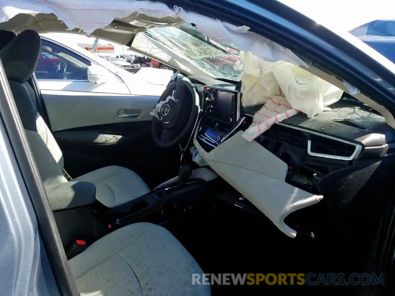 5 Photograph of a damaged car 5YFEPRAE1LP060069 TOYOTA COROLLA 2020