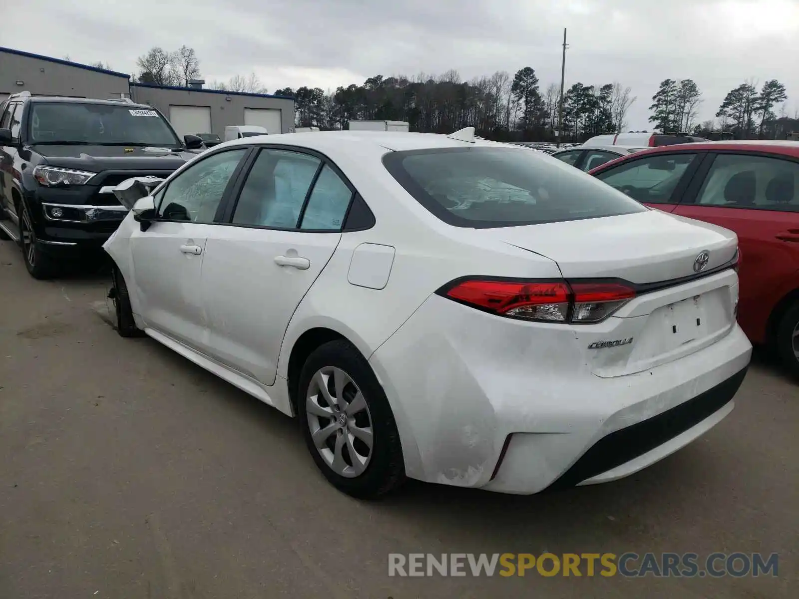 3 Photograph of a damaged car 5YFEPRAE1LP060105 TOYOTA COROLLA 2020