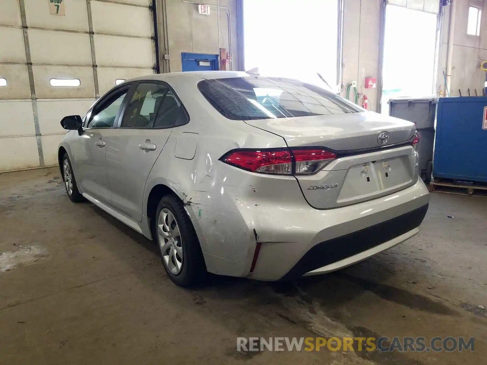 3 Photograph of a damaged car 5YFEPRAE1LP061612 TOYOTA COROLLA 2020