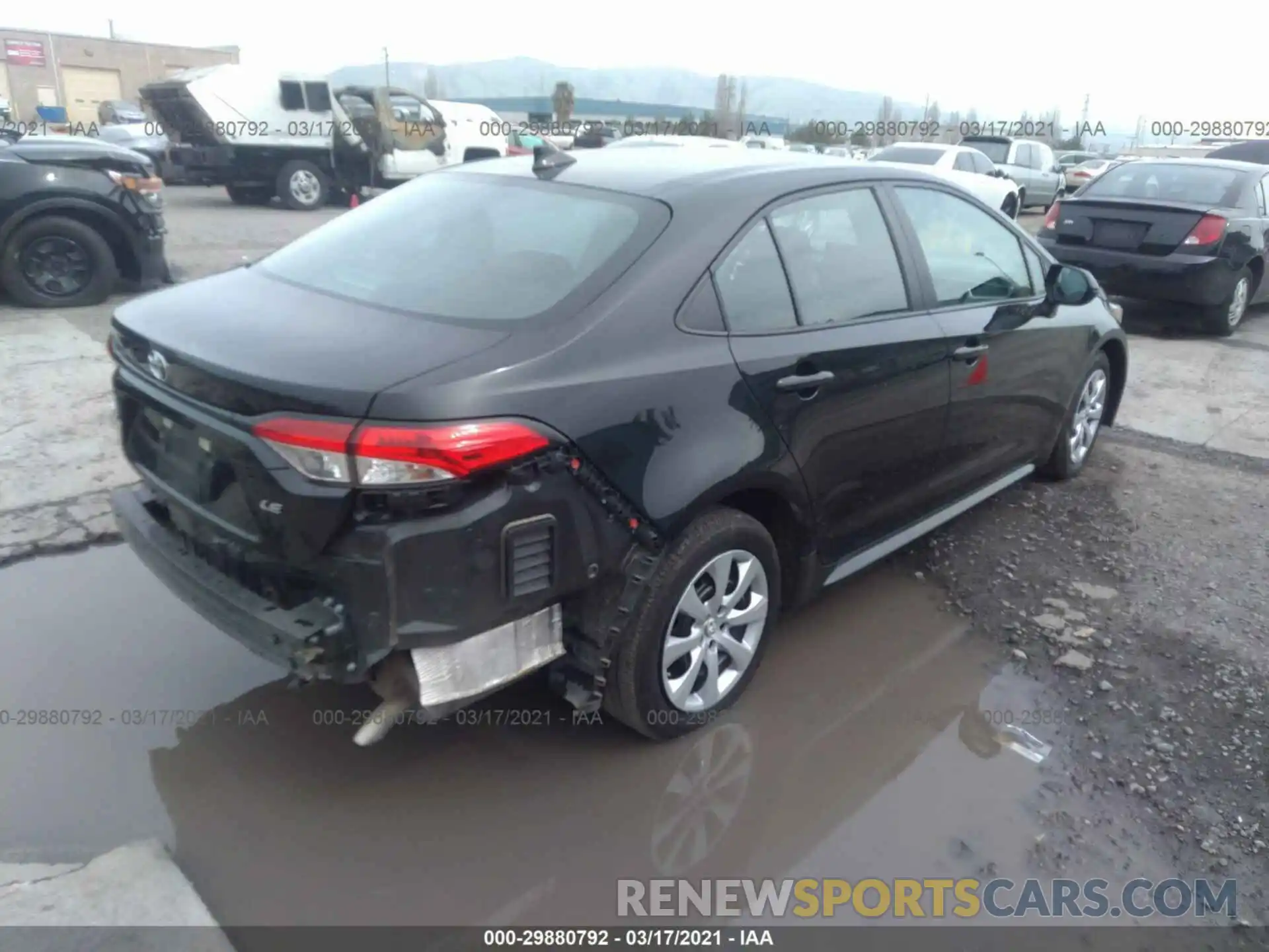 4 Photograph of a damaged car 5YFEPRAE1LP061707 TOYOTA COROLLA 2020