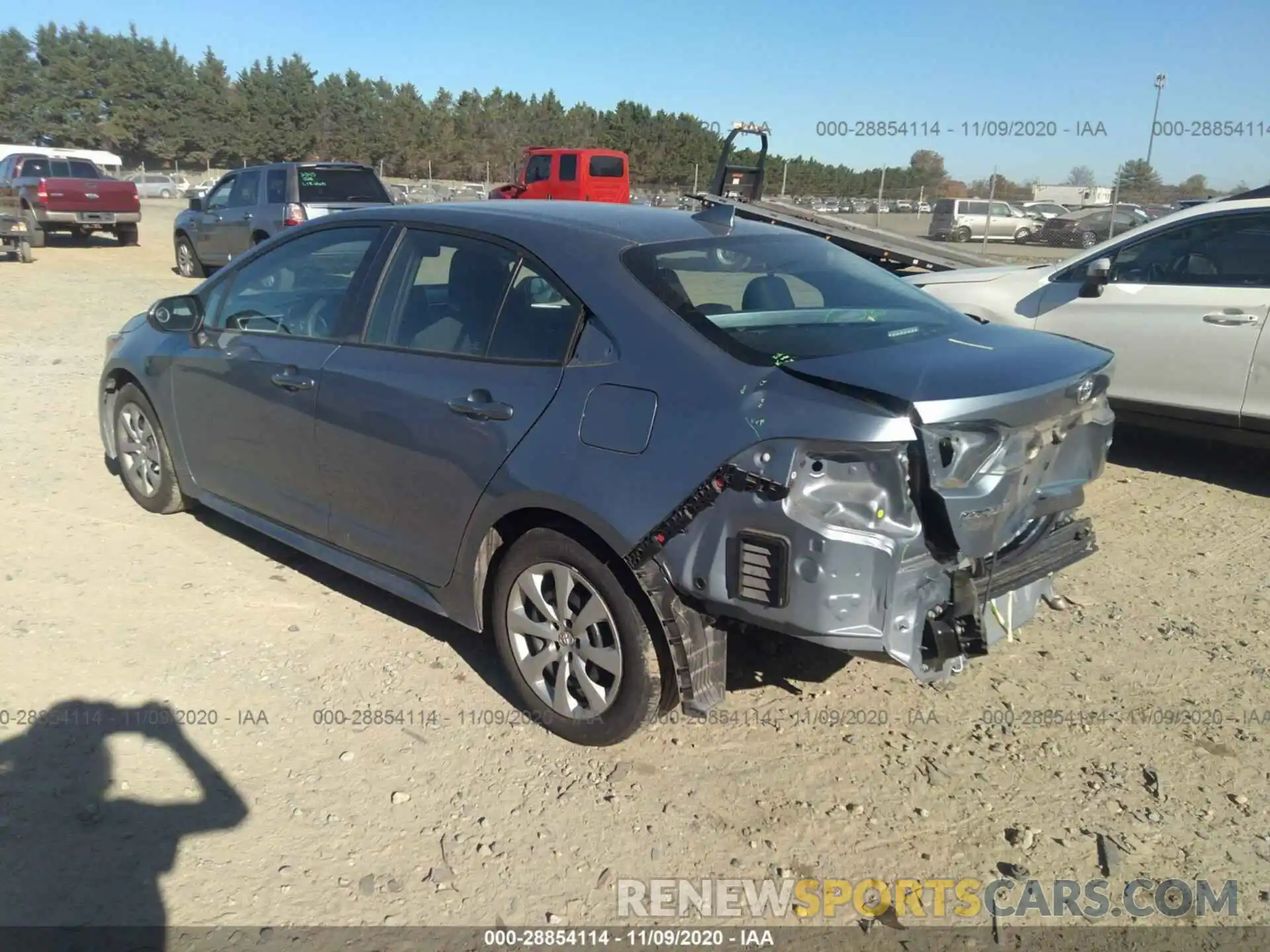 3 Photograph of a damaged car 5YFEPRAE1LP061819 TOYOTA COROLLA 2020