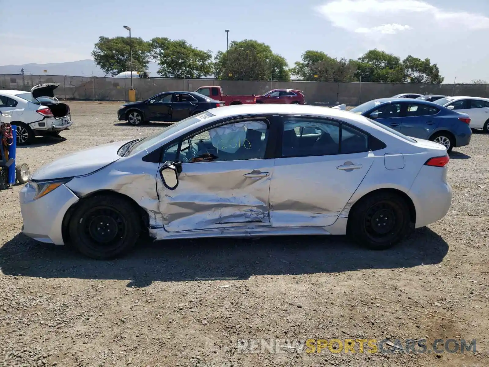 9 Photograph of a damaged car 5YFEPRAE1LP062307 TOYOTA COROLLA 2020