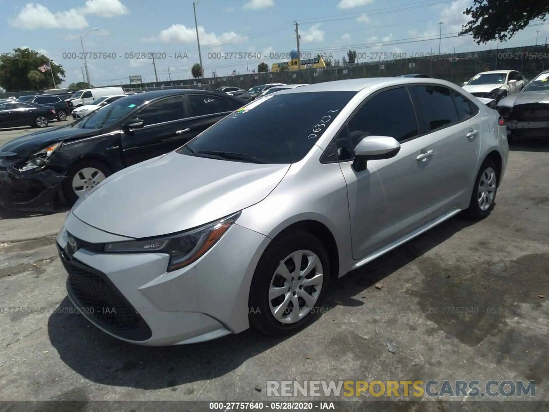 2 Photograph of a damaged car 5YFEPRAE1LP063232 TOYOTA COROLLA 2020