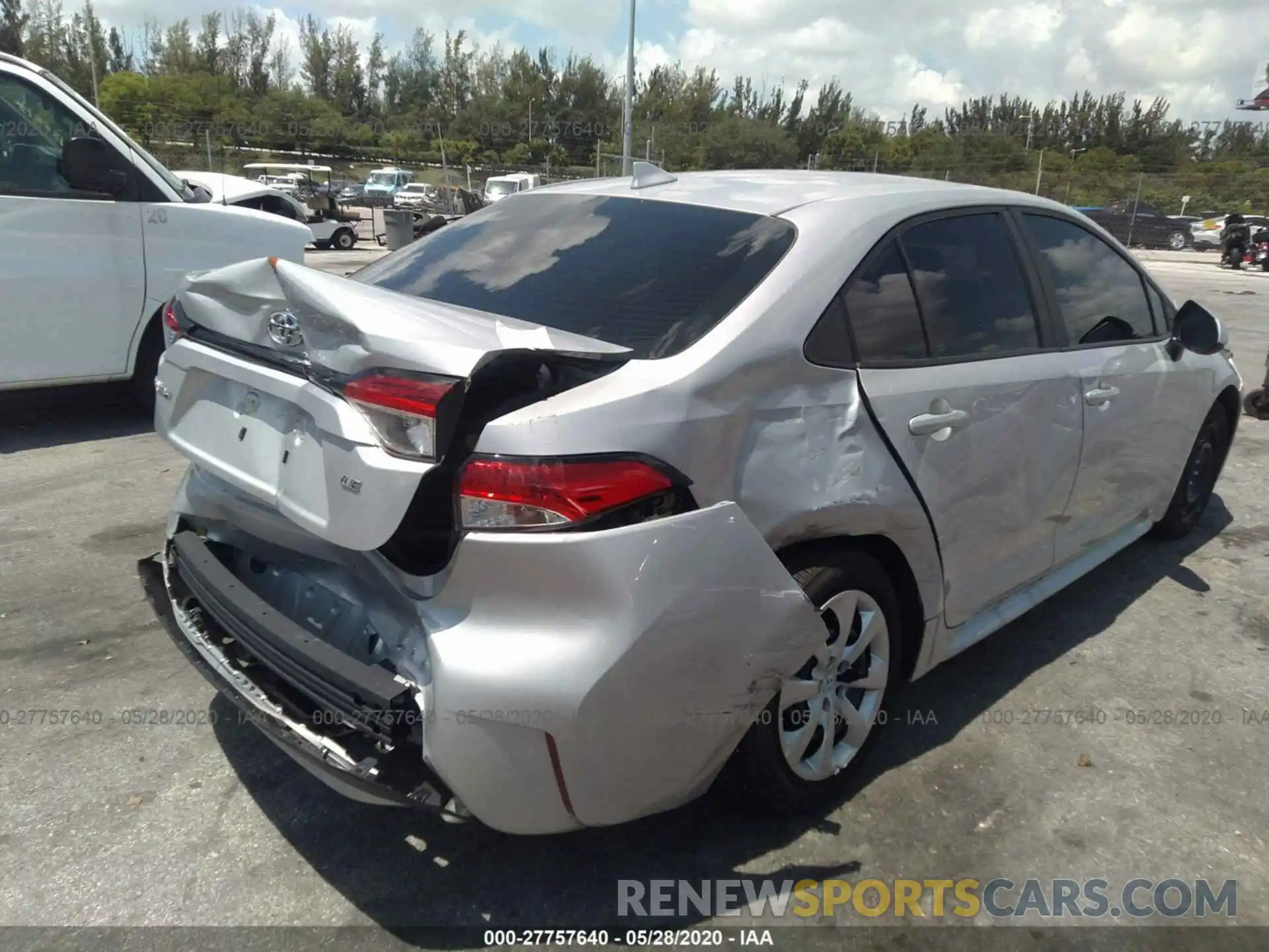 6 Photograph of a damaged car 5YFEPRAE1LP063232 TOYOTA COROLLA 2020