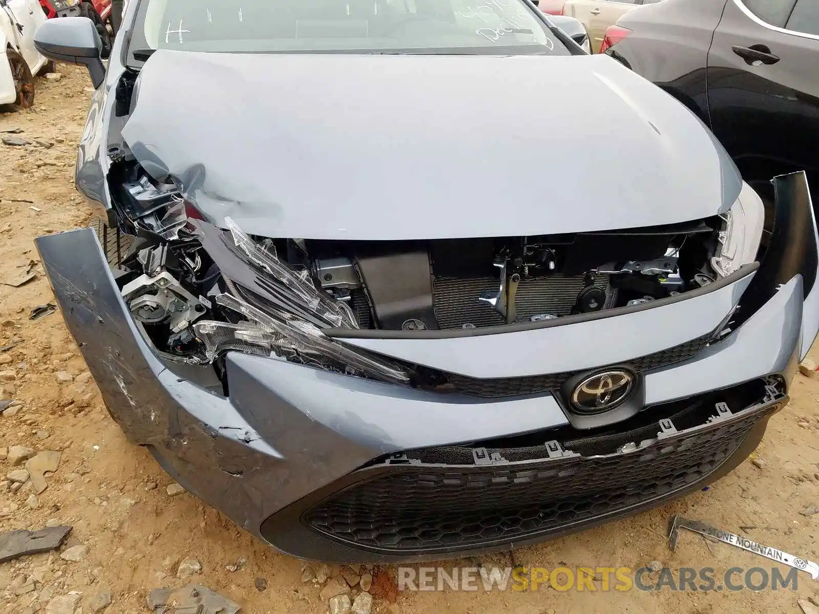 9 Photograph of a damaged car 5YFEPRAE1LP064090 TOYOTA COROLLA 2020