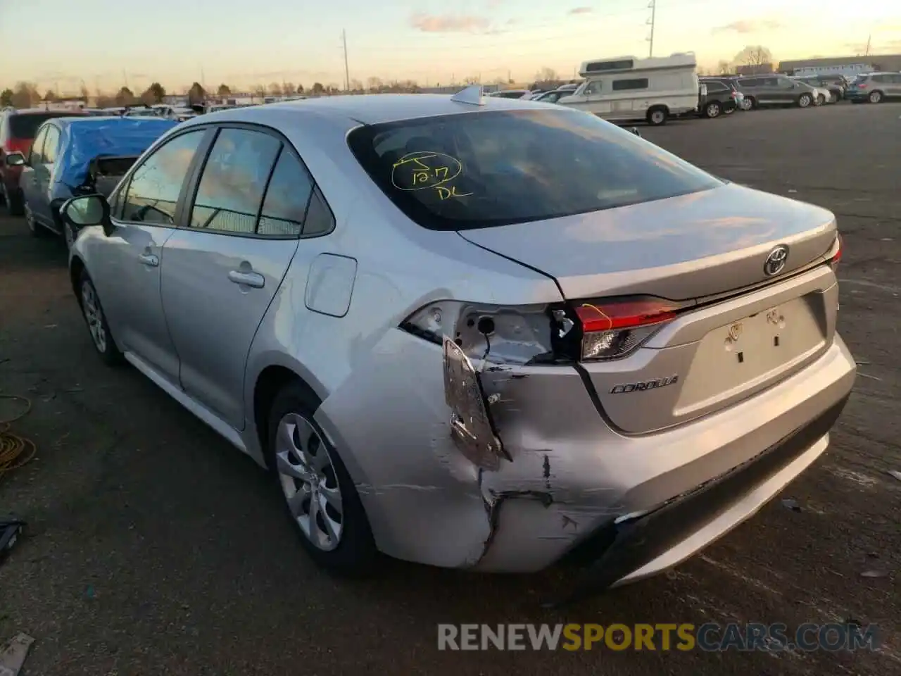 3 Photograph of a damaged car 5YFEPRAE1LP064140 TOYOTA COROLLA 2020