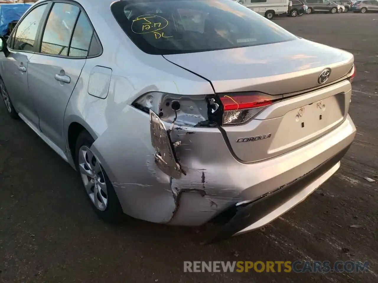 9 Photograph of a damaged car 5YFEPRAE1LP064140 TOYOTA COROLLA 2020