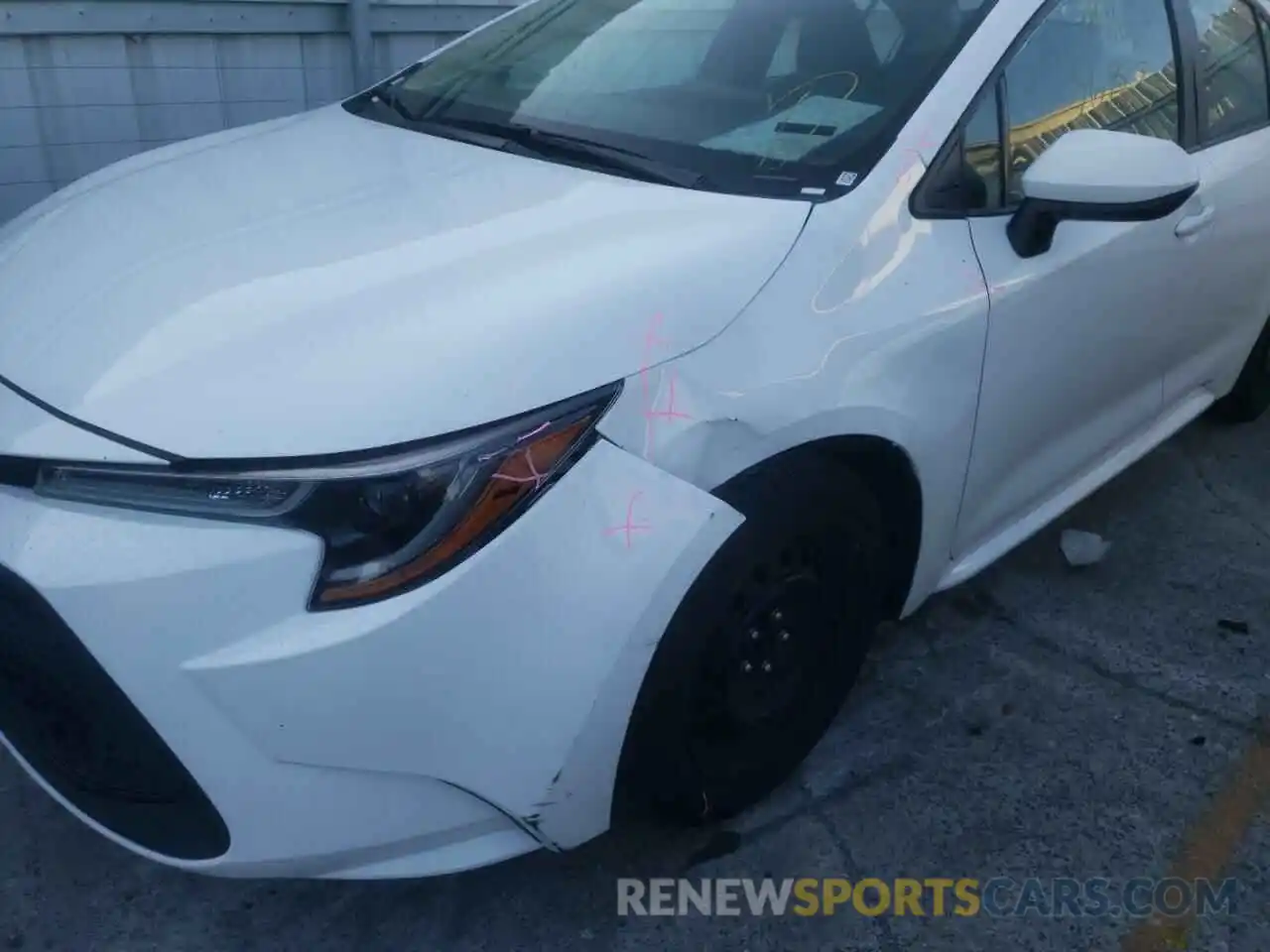 9 Photograph of a damaged car 5YFEPRAE1LP065188 TOYOTA COROLLA 2020