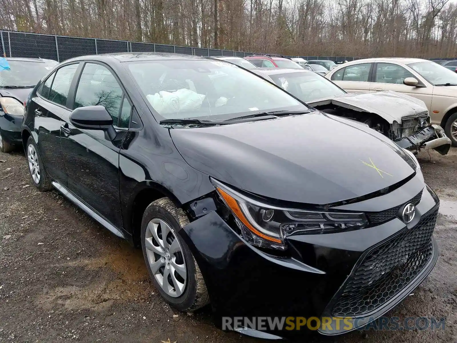 1 Photograph of a damaged car 5YFEPRAE1LP065305 TOYOTA COROLLA 2020