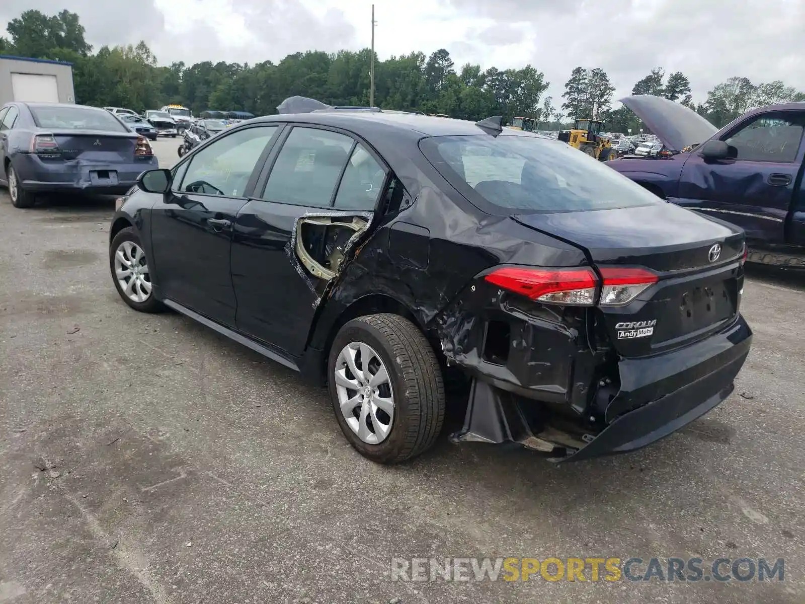 3 Photograph of a damaged car 5YFEPRAE1LP067233 TOYOTA COROLLA 2020