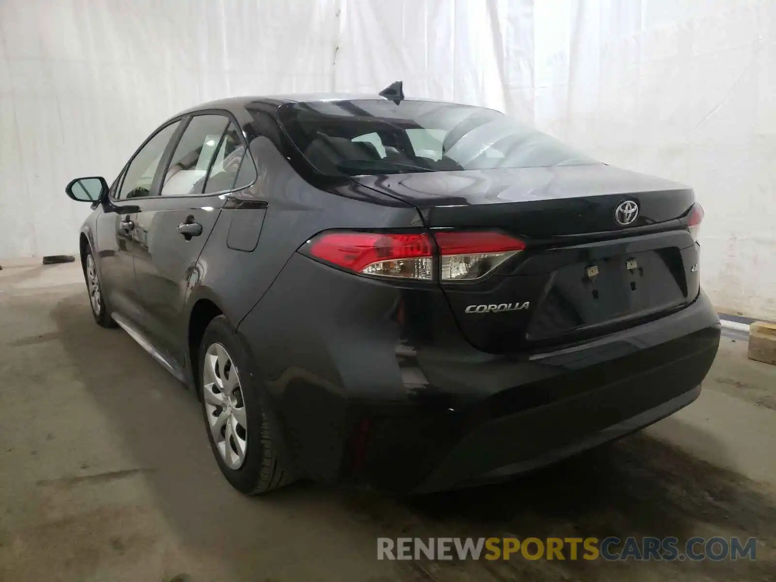 3 Photograph of a damaged car 5YFEPRAE1LP069595 TOYOTA COROLLA 2020