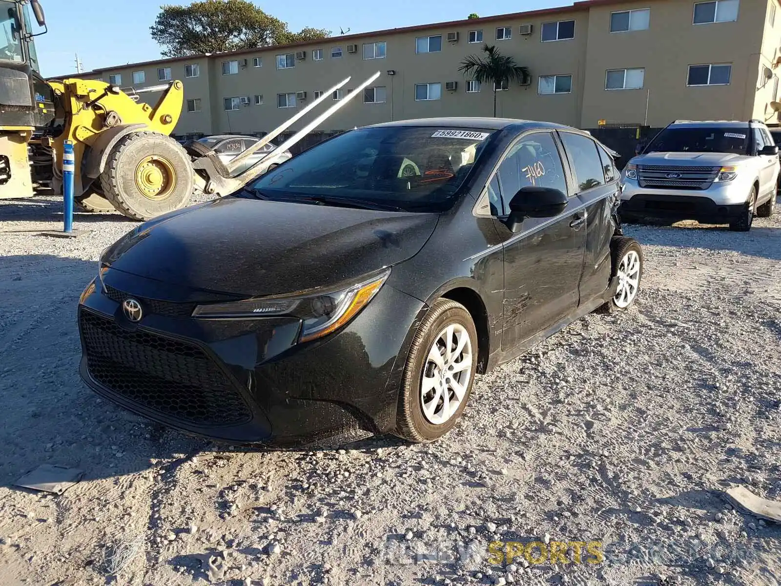 2 Photograph of a damaged car 5YFEPRAE1LP069967 TOYOTA COROLLA 2020