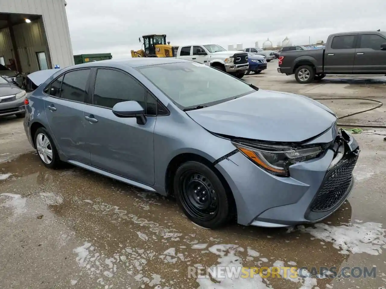 4 Photograph of a damaged car 5YFEPRAE1LP070035 TOYOTA COROLLA 2020