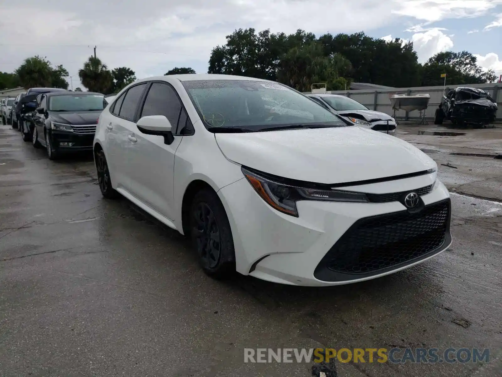 1 Photograph of a damaged car 5YFEPRAE1LP071637 TOYOTA COROLLA 2020