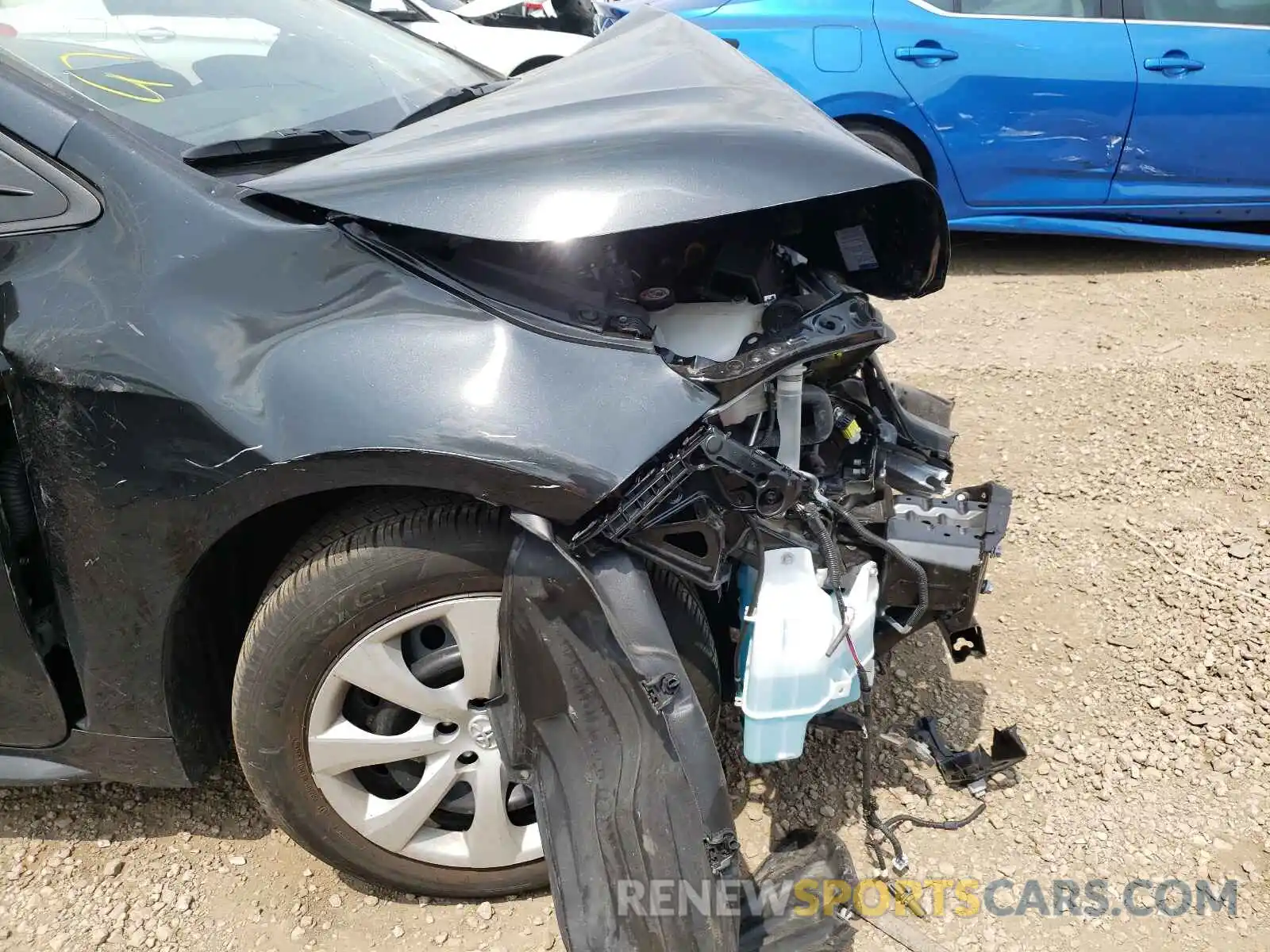 9 Photograph of a damaged car 5YFEPRAE1LP073100 TOYOTA COROLLA 2020